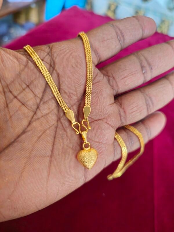 18 inch heart doller [ BARK ] - Image 2