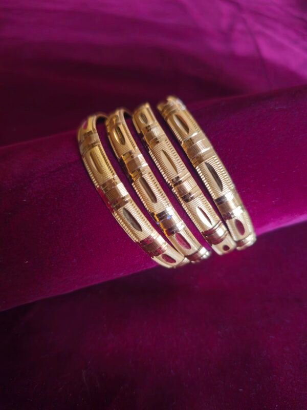 KFJ Bangles FF1